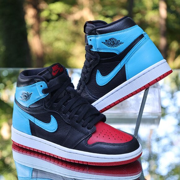 Jordan 1 Retro High OG UNC to Chicago - Picture 2 of 11